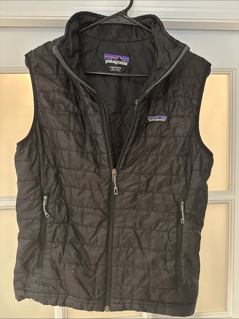 Patagonia Black Quilted Puffer Vest Men Small